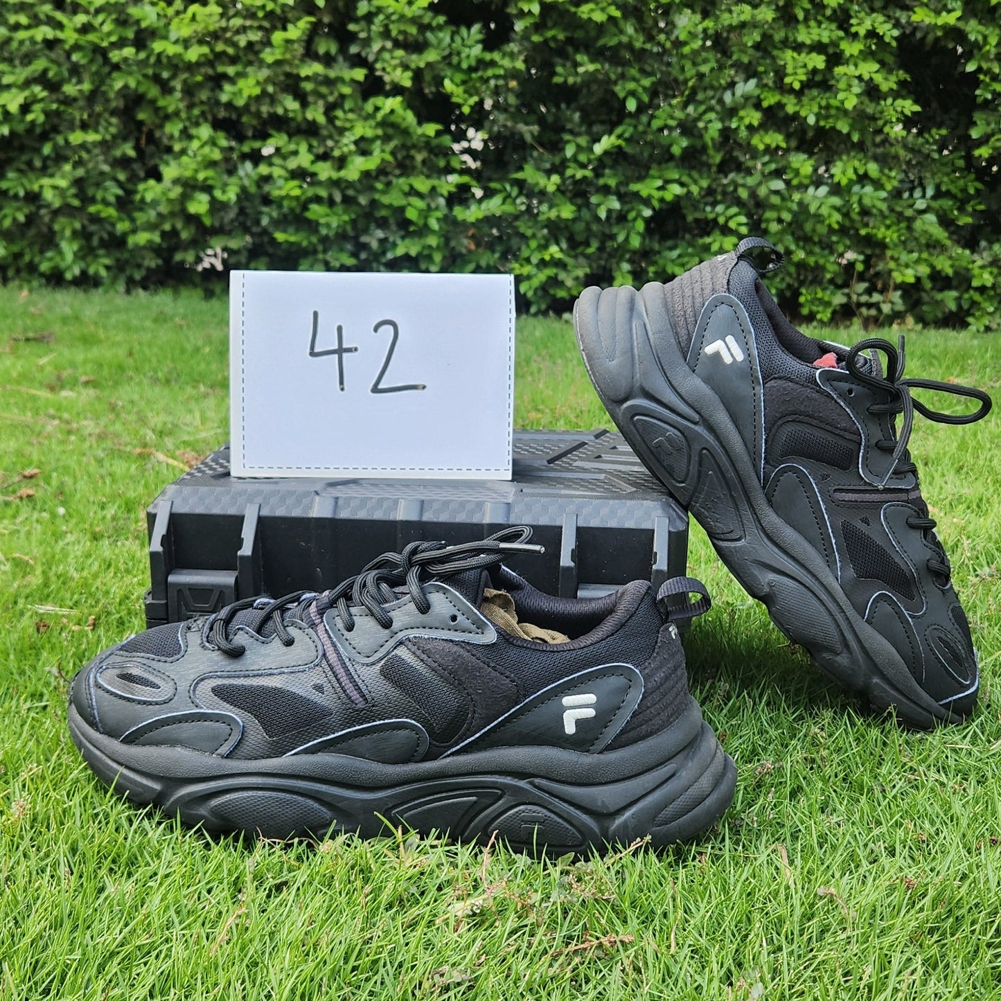 Fila Ray Tracer Chunky Sneakers - Triple Black (Size EU 42 / US Men's 9)