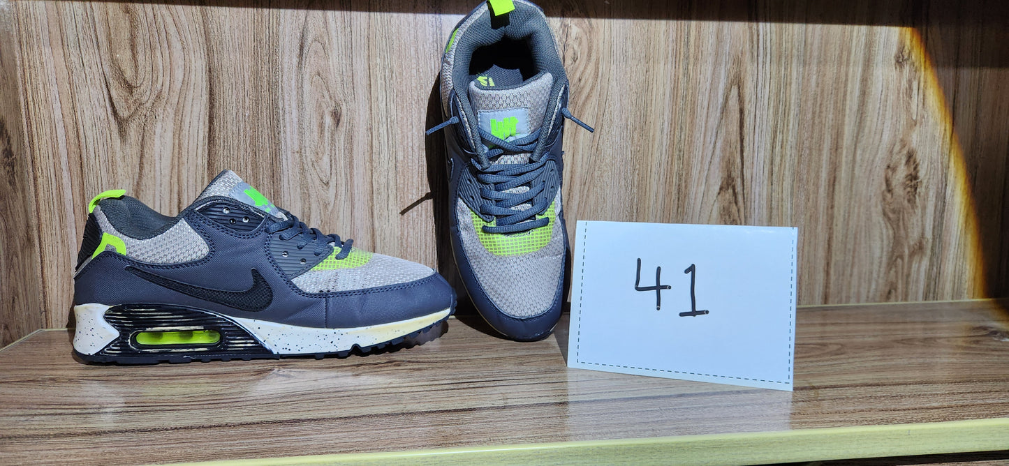 Niike x Undefeated Air Max 90 Custom – Anthracite/Charcoal/Neon Green - Size 41