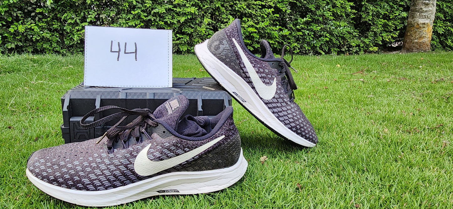 Nike Air Zoom Pegasus 35 'Dark Grey/White' Running Shoes – Size EU 44