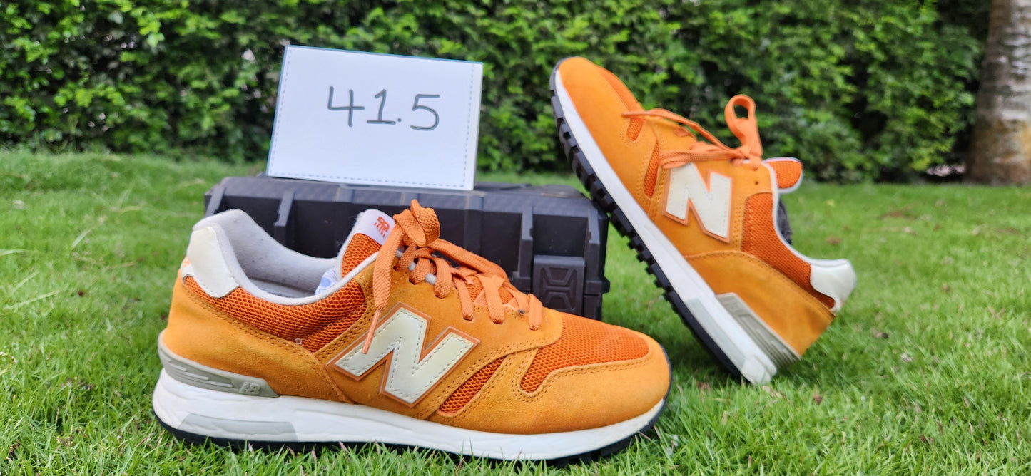 New Balance 1300 'Orange/White' Premium Retro Sneakers – Size EU 41.5