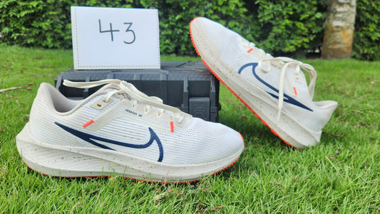Nike Air Zoom Pegasus 40 - Sail/Obsidian (Size EU 43 / US Men's 9.5)